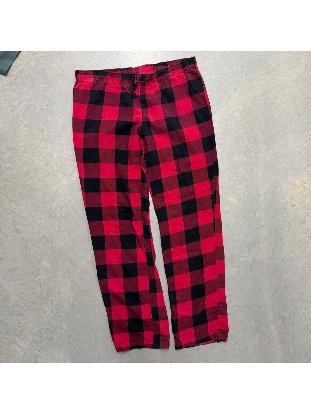 2000's Old Navy Red and black Plaid Pajama Pants Sized Small Tall